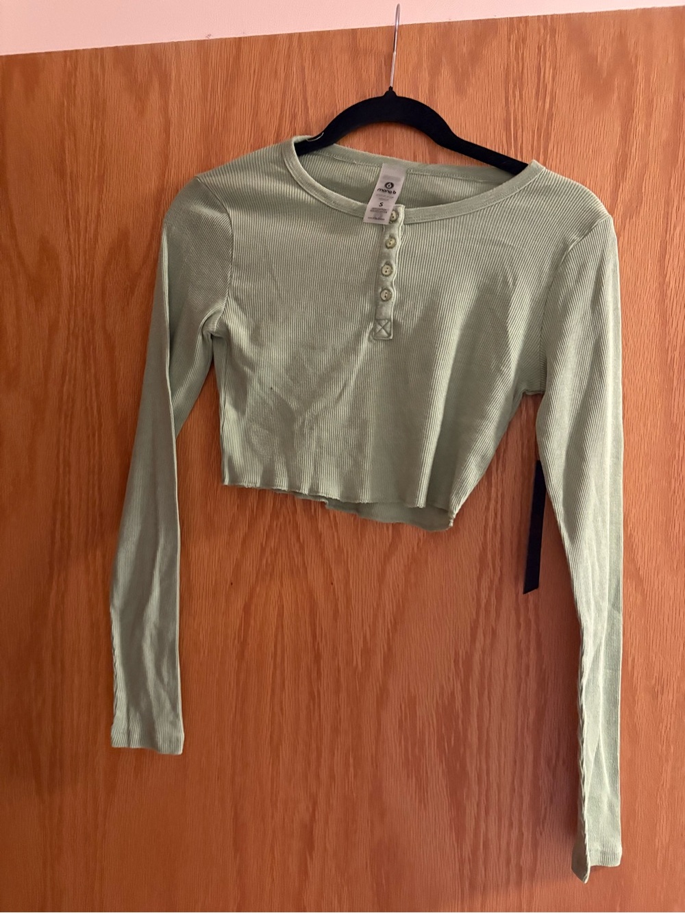 Mono B Cropped Ribbed Henley Long-Sleeve Top in Sage